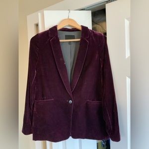 Banana Republic women’s velvet blazer